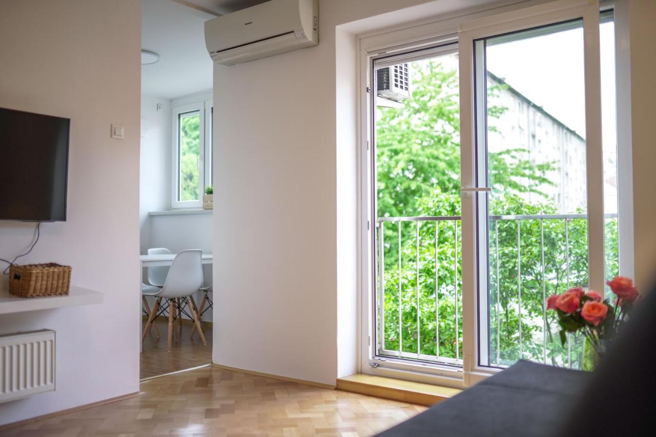 Bright Apartment ลูบลิยานา ภายนอก รูปภาพ